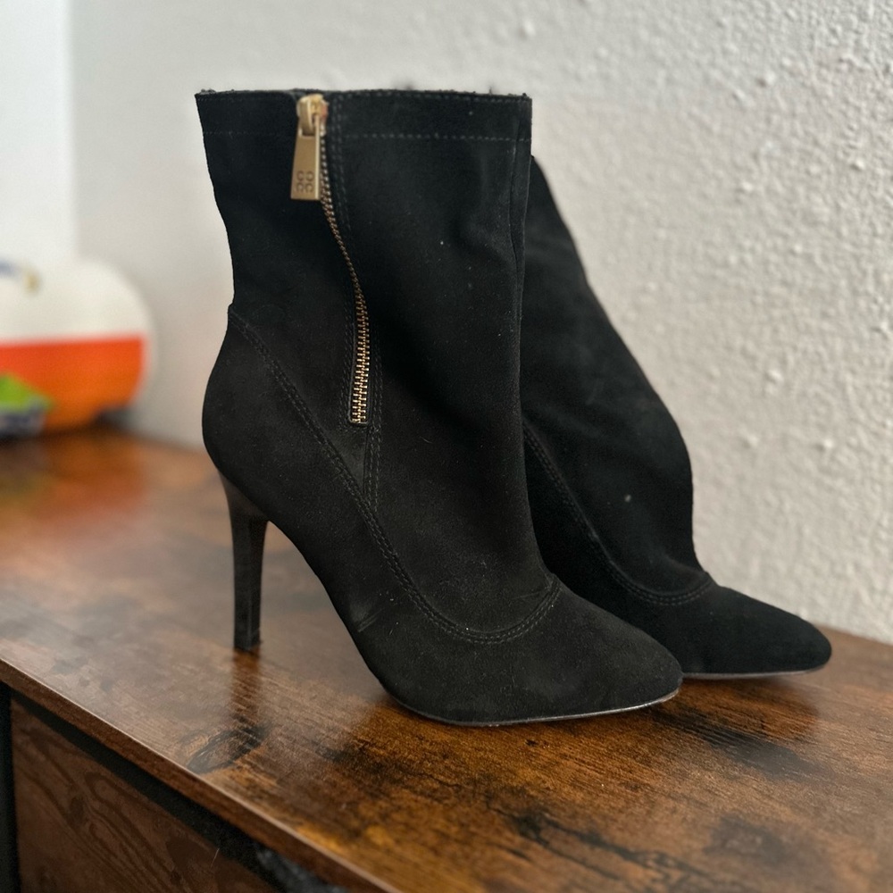 Authentic COACH Elegant Black Suede Ankle Boots